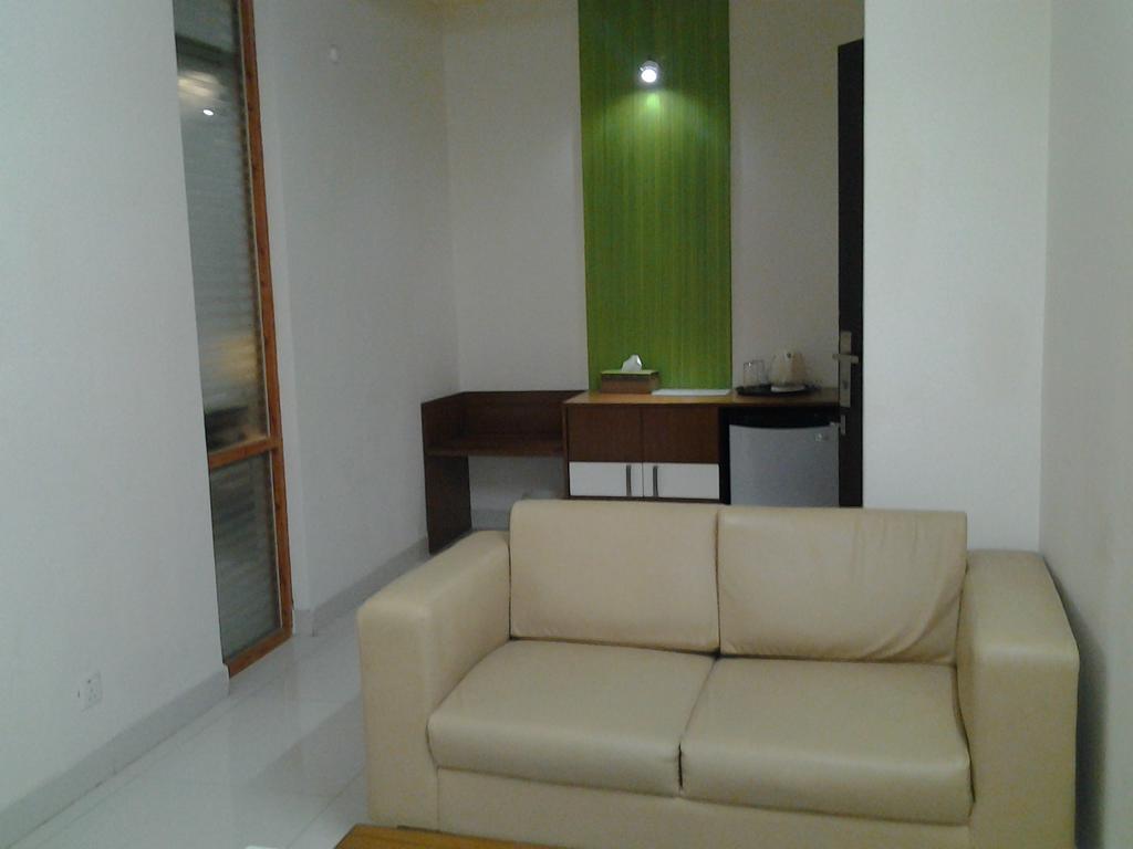 Naas Serviced Apartments Дакка Екстер'єр фото